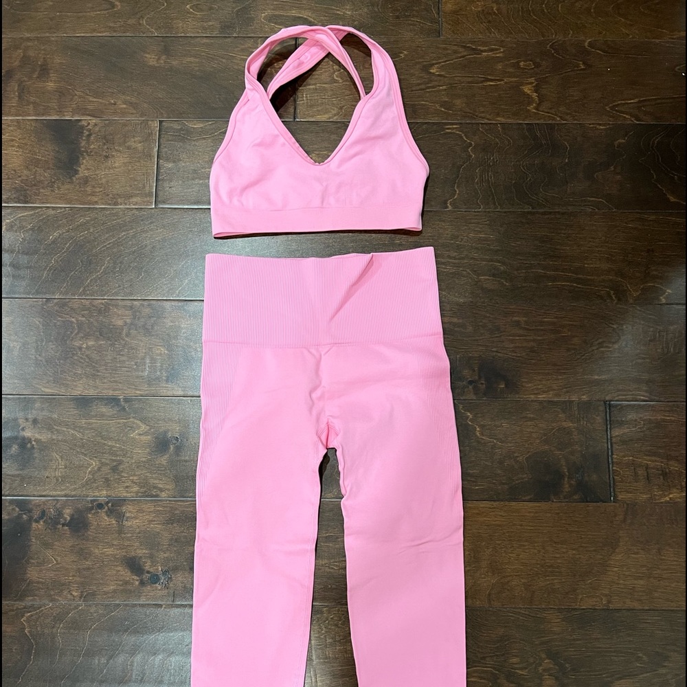 Touché LA Morgan Stewart leggings and bra set in pink size XS/S